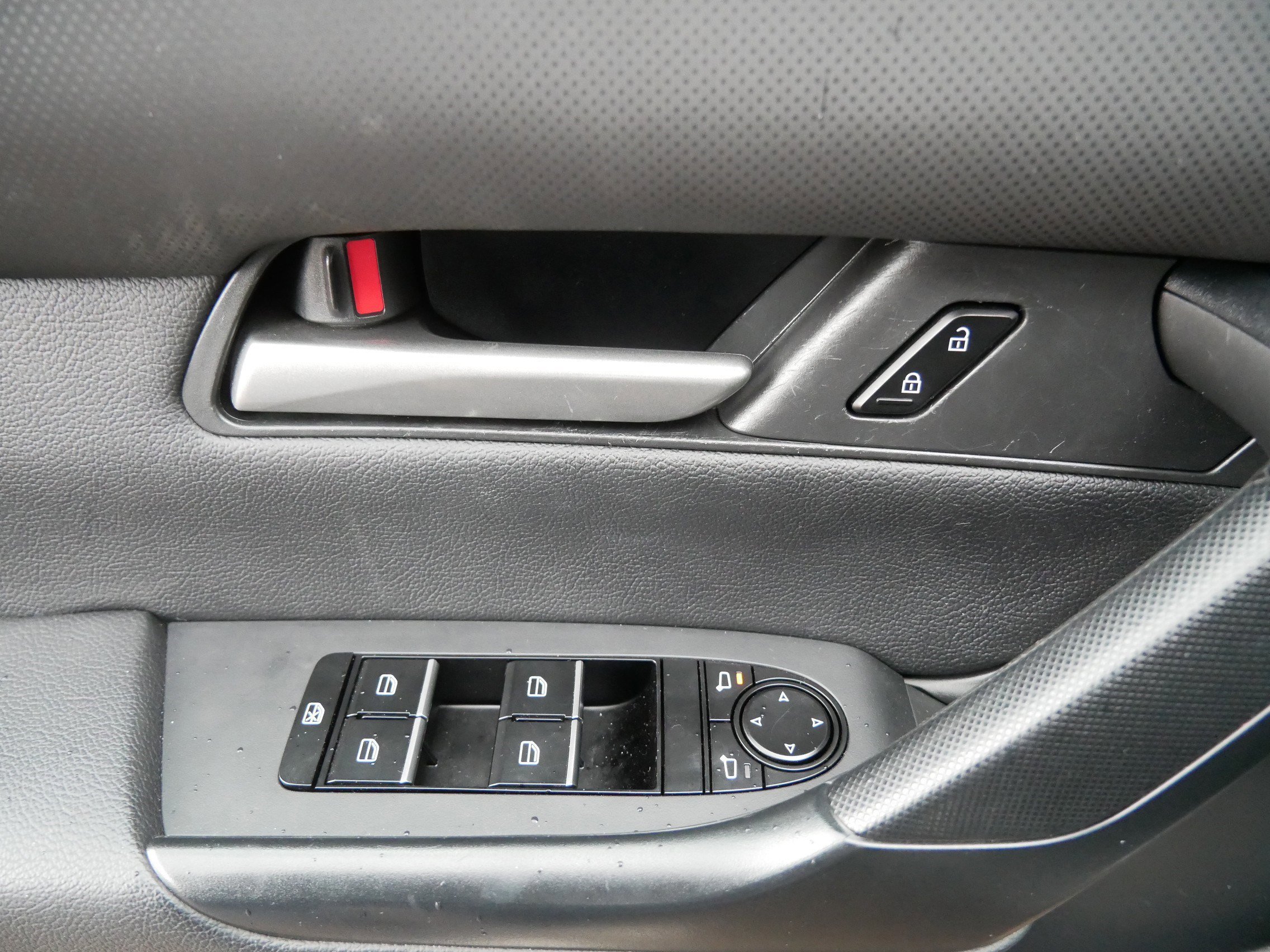 Used 2024 MAZDA CX-50 AWD 2.5 S w/ Preferred Package image 21