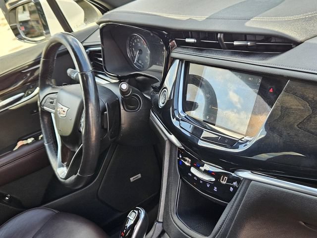 Used 2021 Cadillac XT6 Premium Luxury AWD/4WD image 16