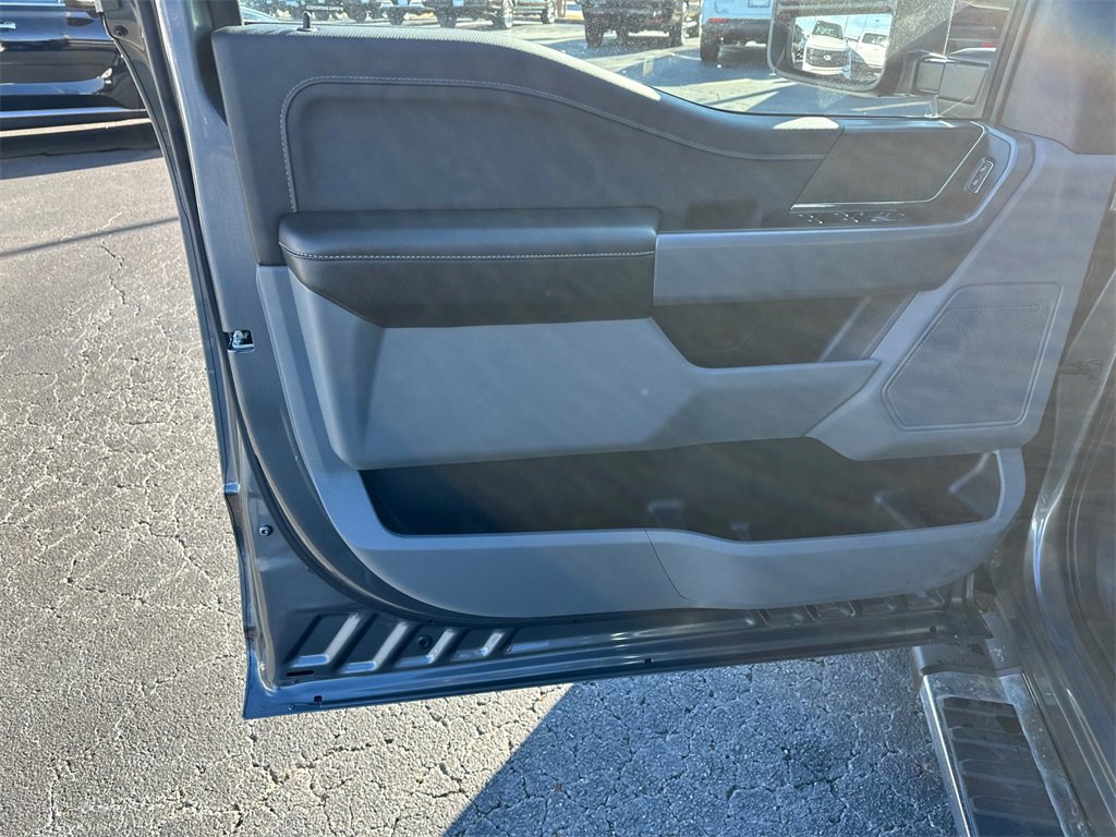 Certified 2025 Ford F150 XLT w/ Equipment Group 301A Standard image 10