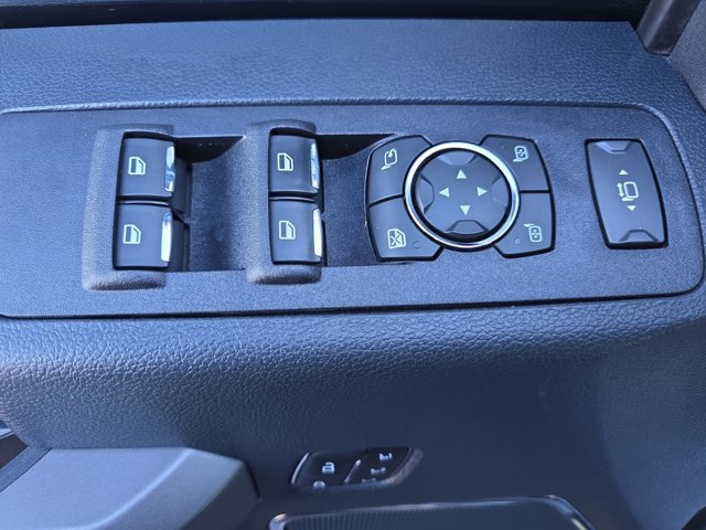 Certified 2022 Ford F450 Platinum w/ FX4 Off-Road Package image 15