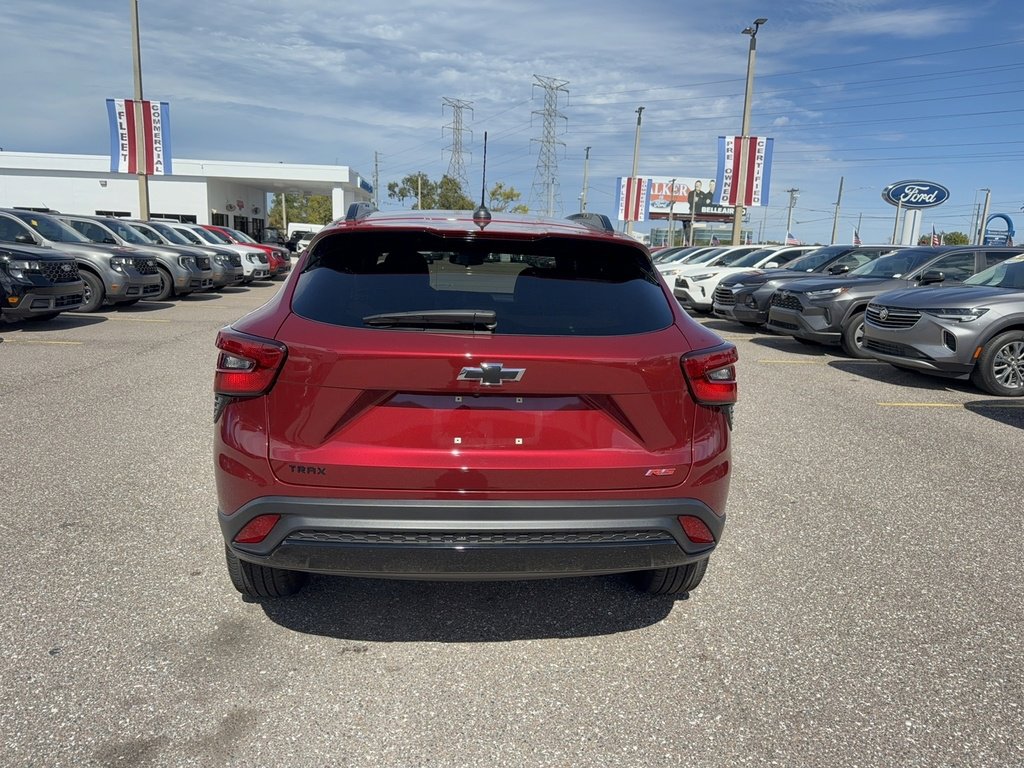 Used 2024 Chevrolet Trax RS w/ Driver Confidence Package image 6