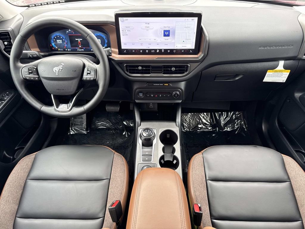 Certified 2025 Ford Bronco Sport Outer Banks w/ Outer Banks Tech Package+ image 9