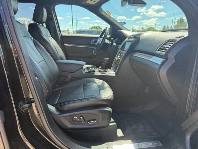 Certified 2018 Ford Explorer Limited w/ Equipment Group 301A AWD/4WD image 12