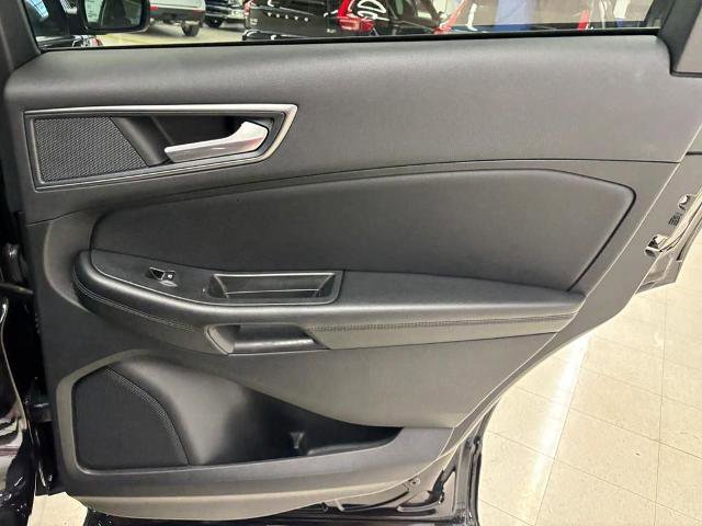 Certified 2024 Ford Edge SE image 15