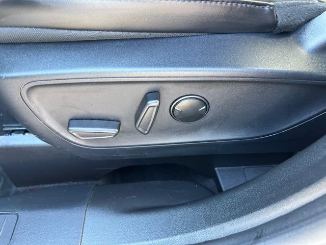 Certified 2025 Ford Escape ST-Line AWD/4WD image 7