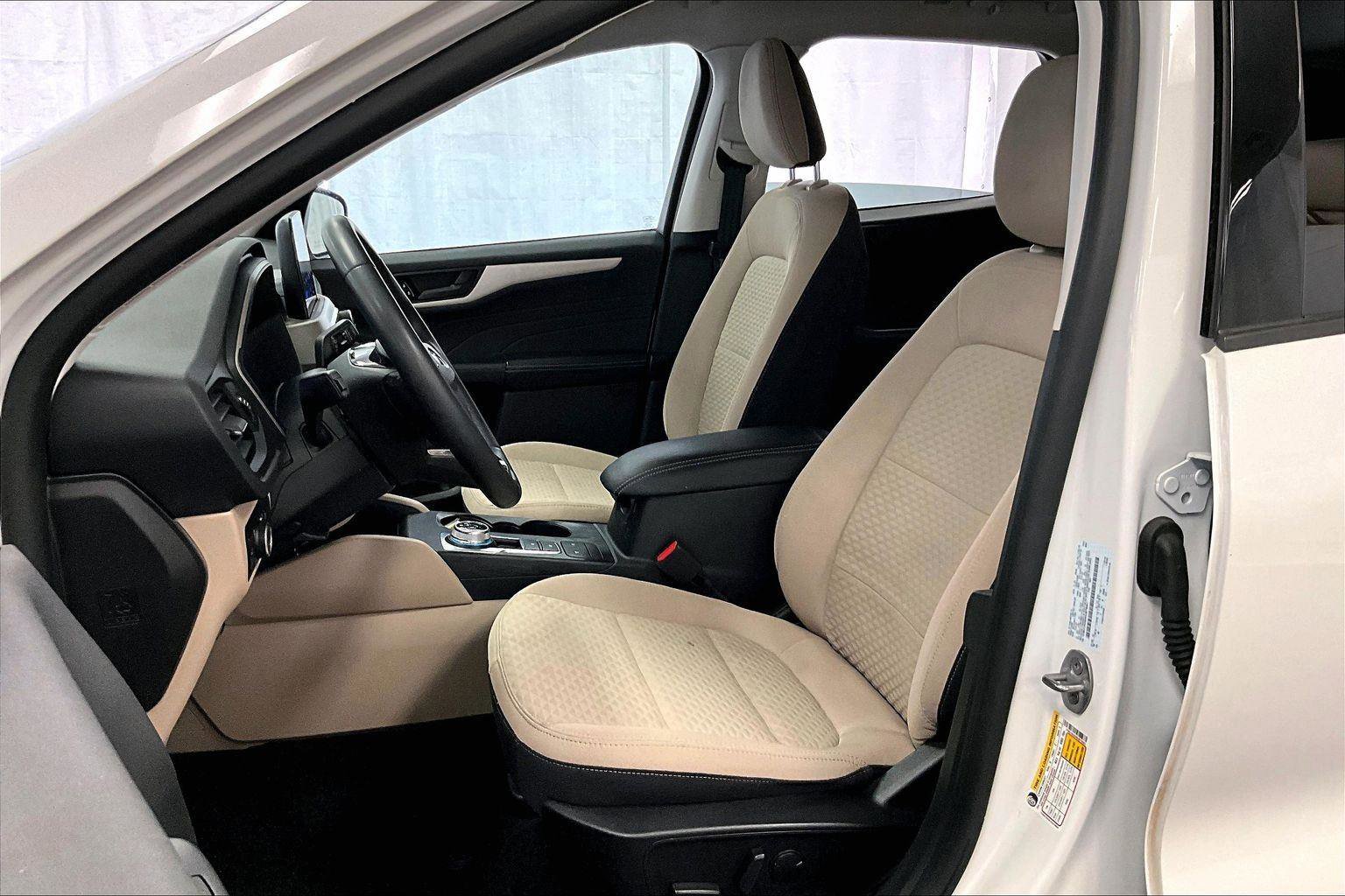 Certified 2022 Ford Escape SE w/ Convenience Package image 24