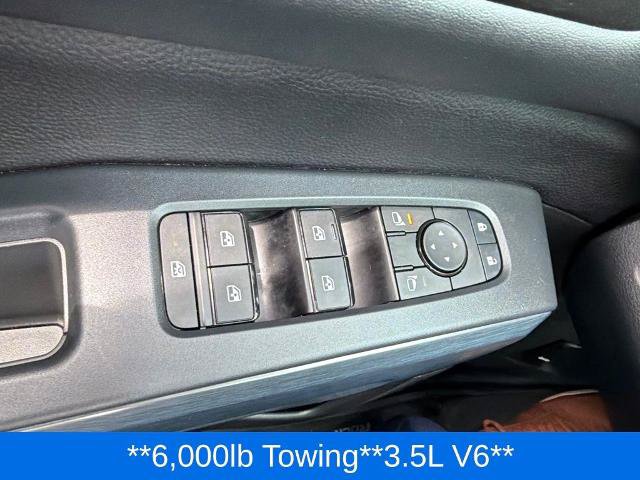 Used 2025 Nissan Pathfinder Rock Creek AWD/4WD image 13
