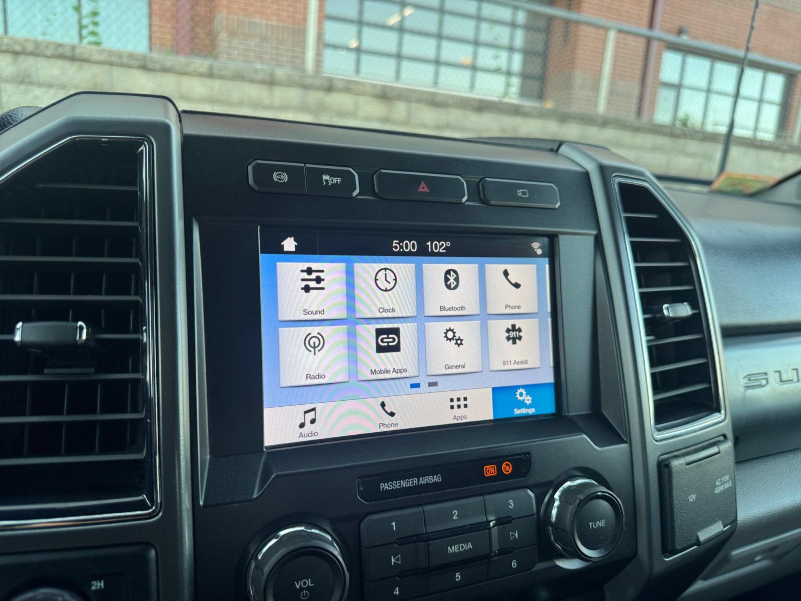Certified 2019 Ford F350 XLT w/ XLT Premium Package AWD/4WD image 27