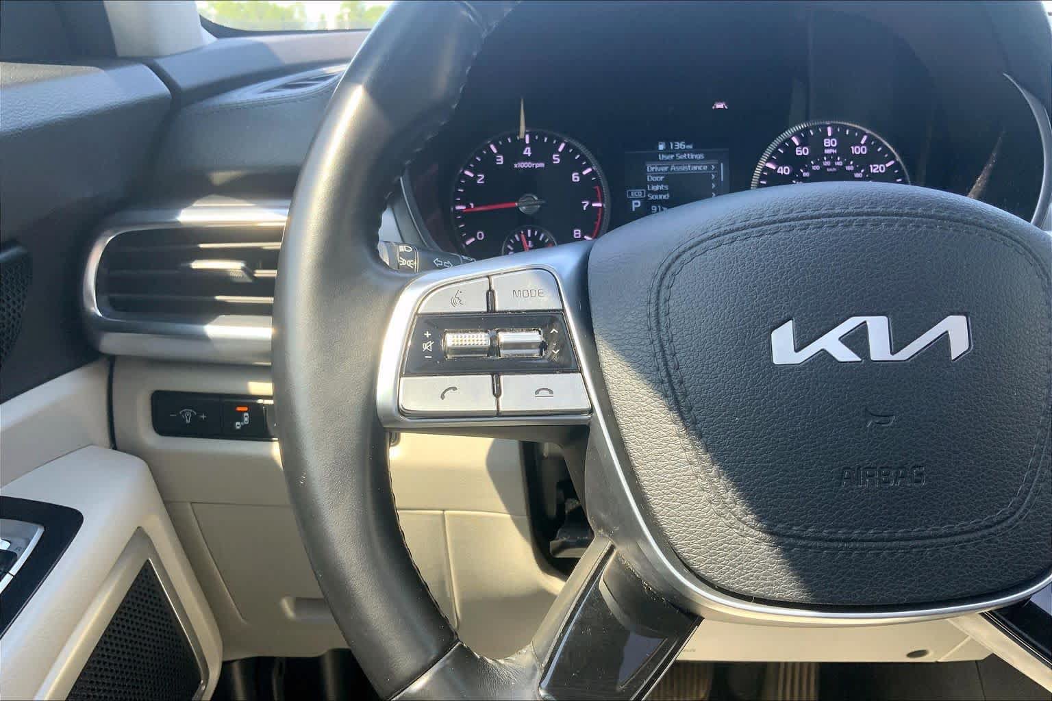 Used 2022 Kia Telluride S FWD image 23