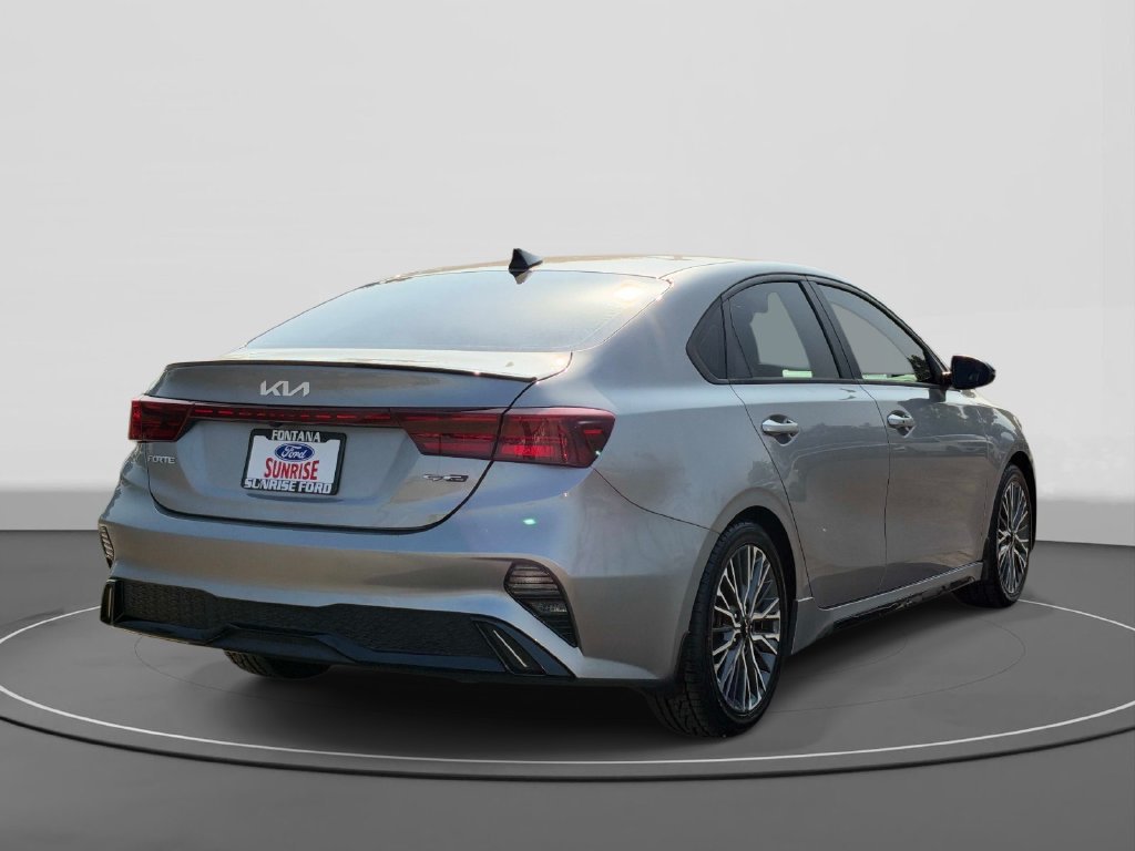 Used 2023 Kia Forte GT-Line w/ GT-Line Premium Package FWD image 5