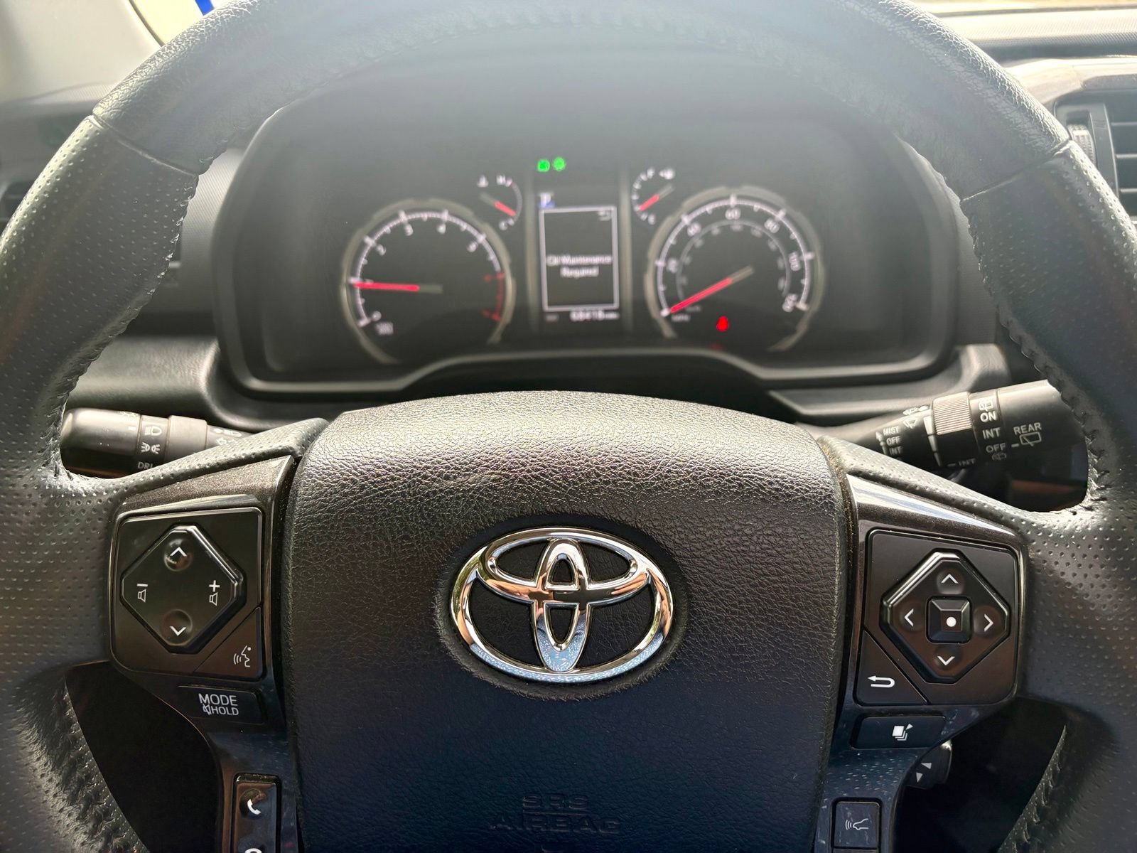 Used 2022 Toyota 4Runner TRD Off-Road Premium w/ Moonroof Package AWD/4WD image 16