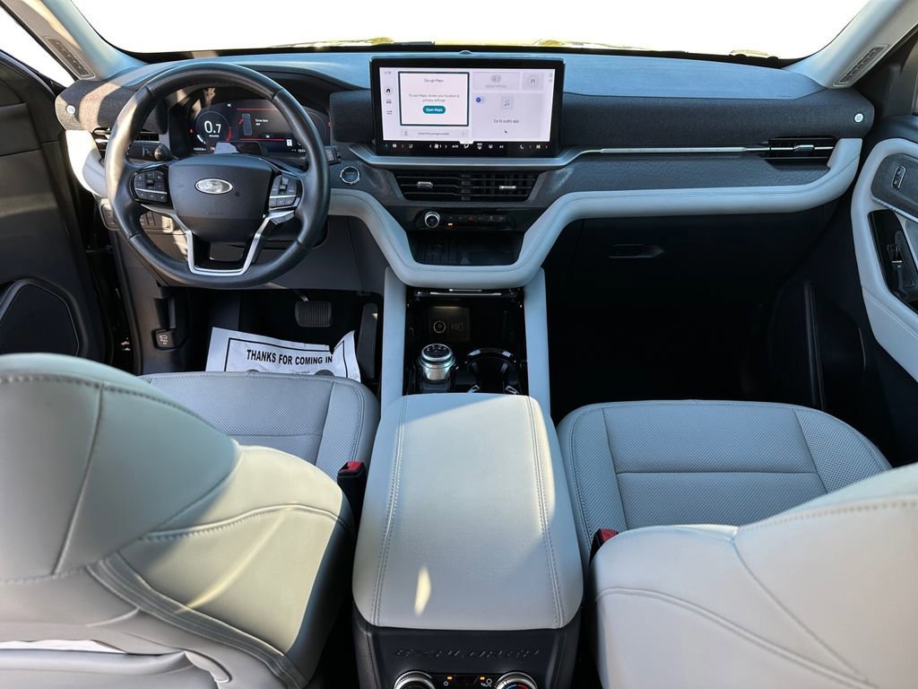 Certified 2025 Ford Explorer Platinum w/ Ultimate Package image 13