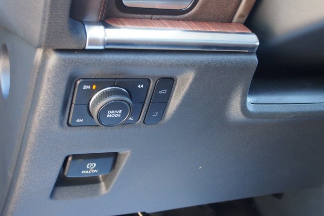 Certified 2025 Ford Expedition King Ranch AWD/4WD image 24
