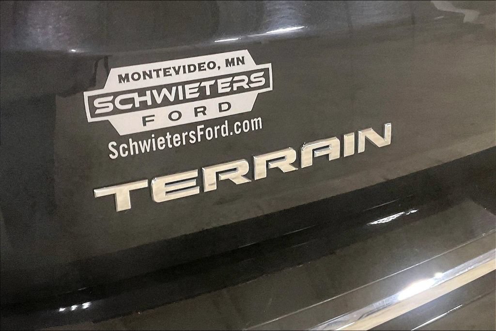 Used 2020 GMC Terrain Denali w/ GMC Pro Grade Package AWD/4WD image 8