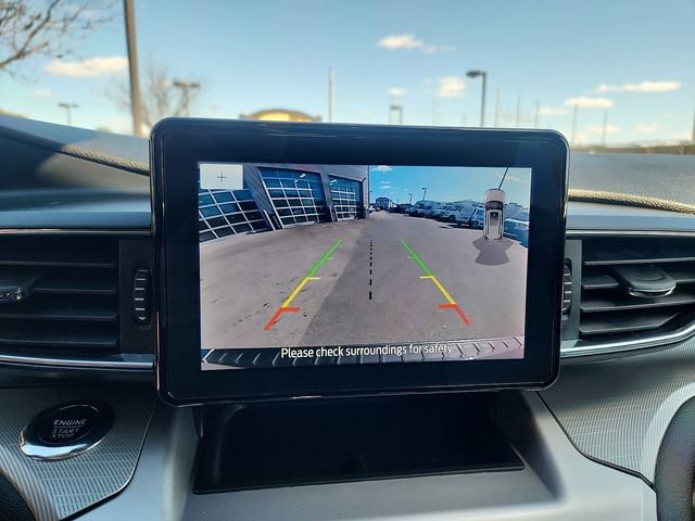 Certified 2022 Ford Explorer XLT w/ Equipment Group 202A image 20