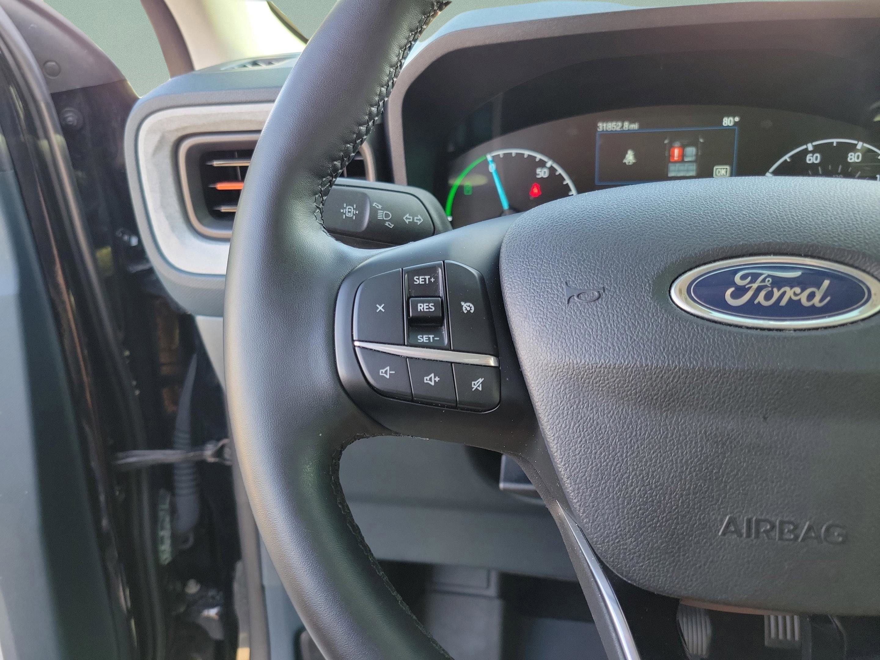 Certified 2024 Ford Maverick XLT w/ XLT Luxury Package image 11