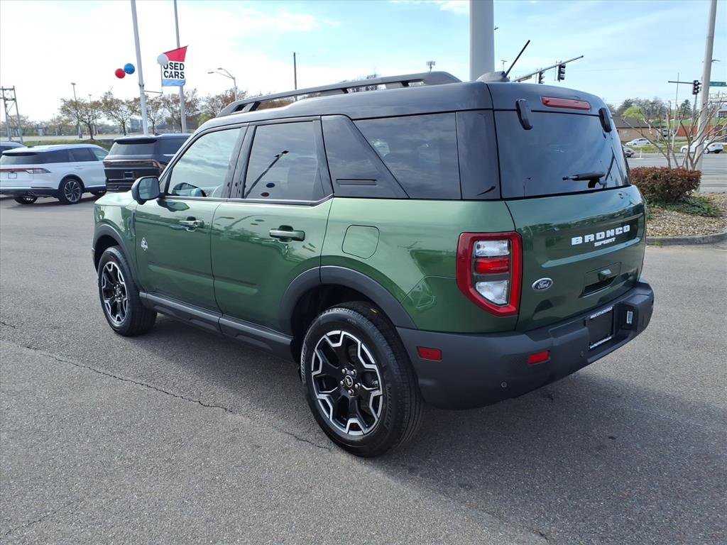 Certified 2025 Ford Bronco Sport Outer Banks w/ Outer Banks Tech Package+ image 3