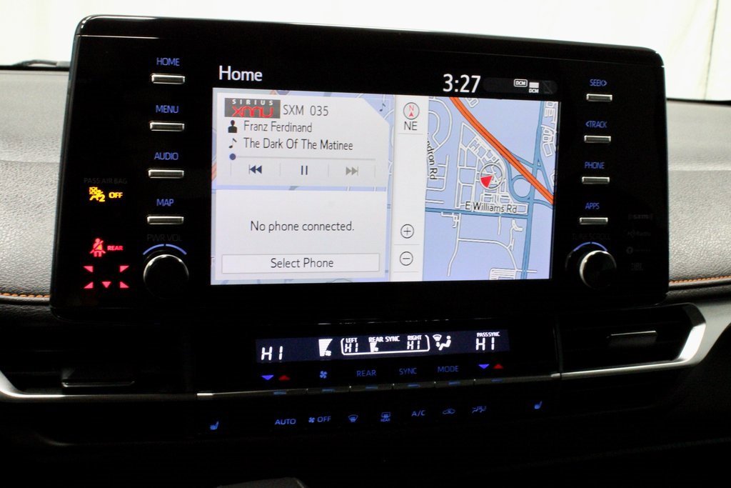 Used 2022 Toyota Sienna XSE image 4