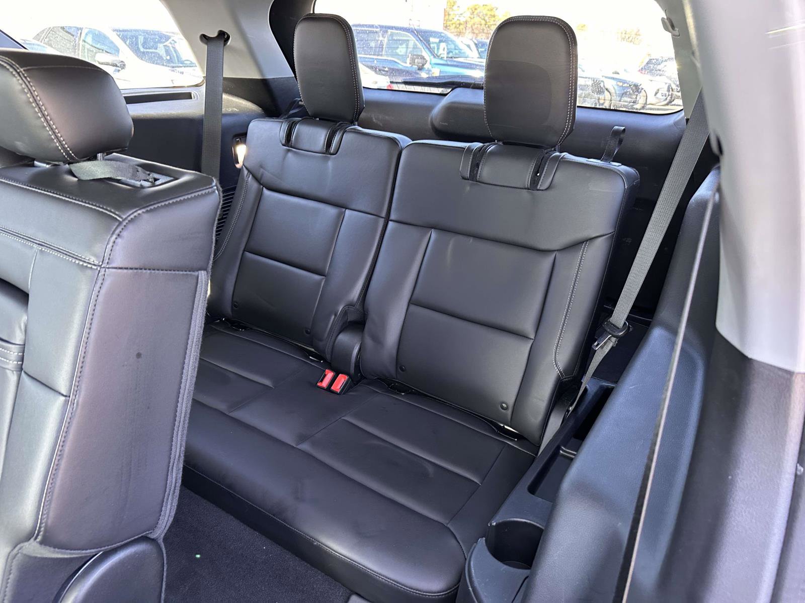 Certified 2022 Ford Explorer XLT w/ Equipment Group 202A image 14