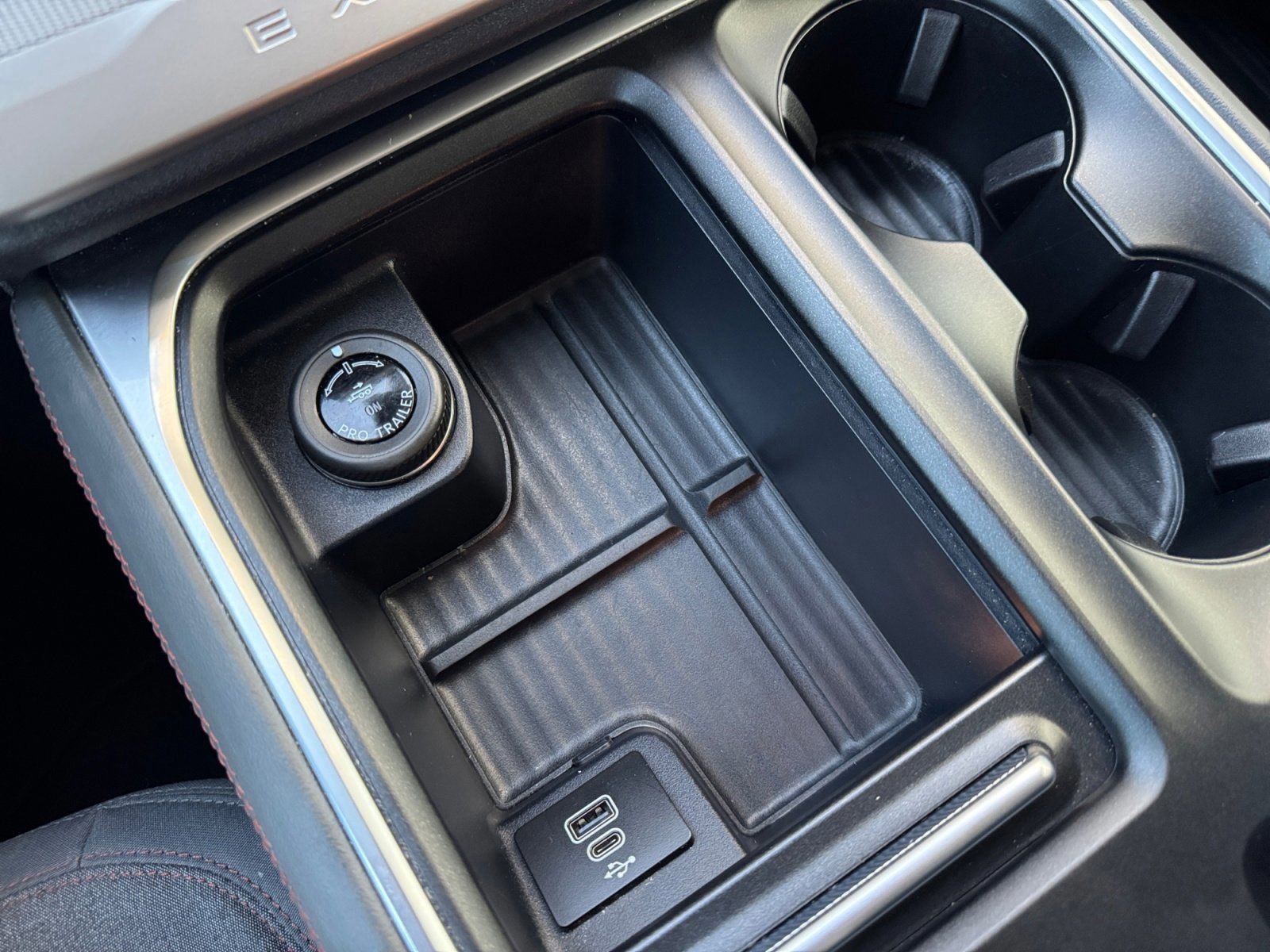 Certified 2025 Ford Expedition Active image 24