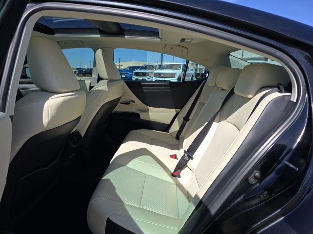 Used 2022 Lexus ES 350 w/ Premium Package FWD image 15