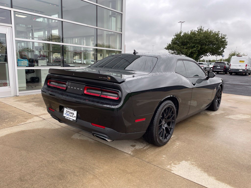 Used 2021 Dodge Challenger R/T Scat Pack RWD image 5