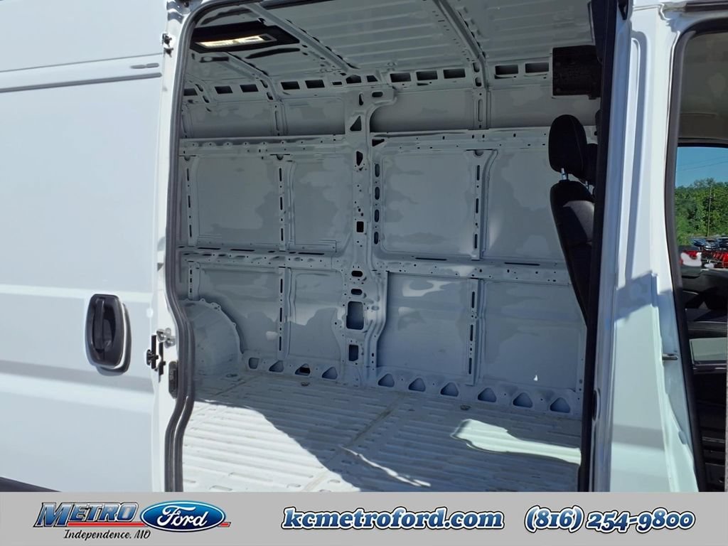 Used 2025 RAM ProMaster 3500 w/ Convenience Group FWD image 33
