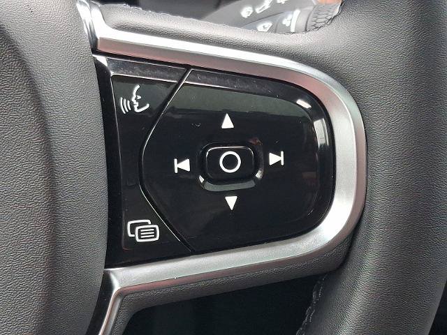 Used 2023 Volvo XC60 B5 Ultimate w/ Climate Package AWD/4WD image 23