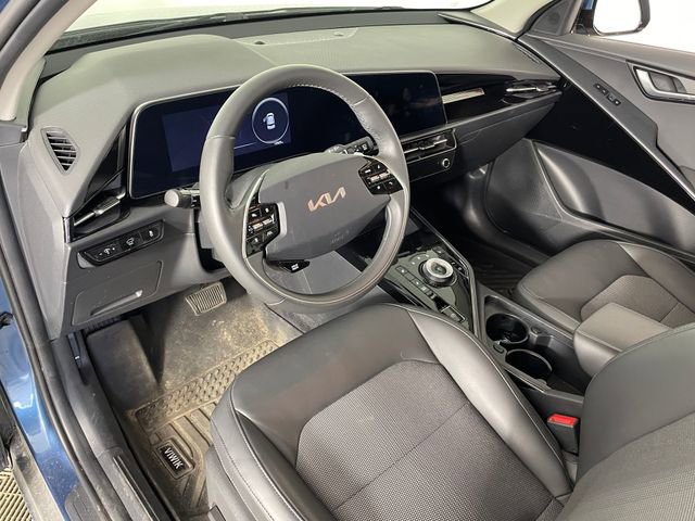 Used 2024 Kia Niro Wind w/ Wind Preserve Package FWD image 3