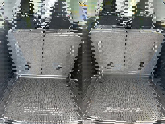 Certified 2022 Ford Explorer XLT w/ Equipment Group 202A image 29