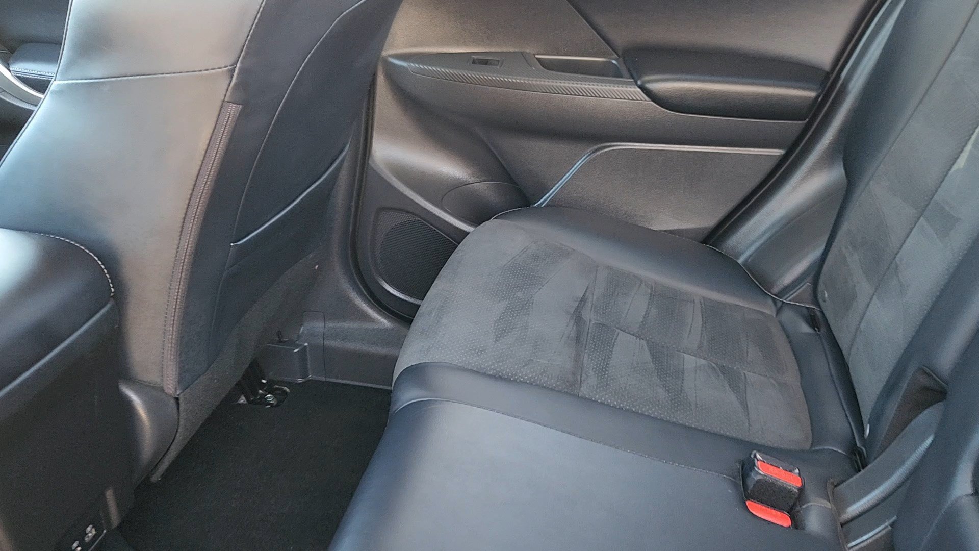 Used 2025 Mitsubishi Eclipse Cross SE AWD/4WD image 31