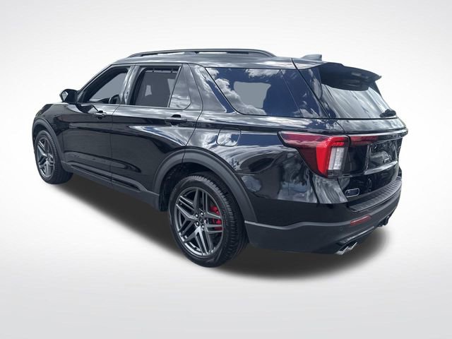 Certified 2025 Ford Explorer ST AWD/4WD image 3