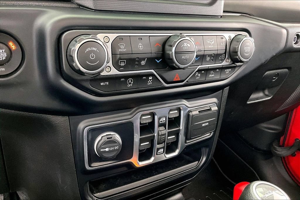 Used 2023 Jeep Gladiator Sport AWD/4WD image 32