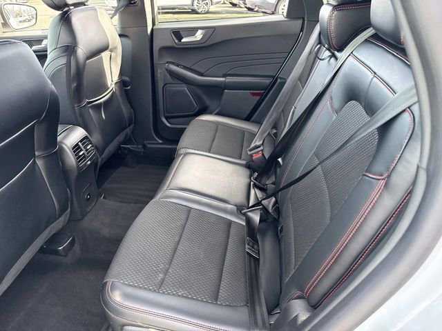 Certified 2025 Ford Escape ST-Line Select image 15