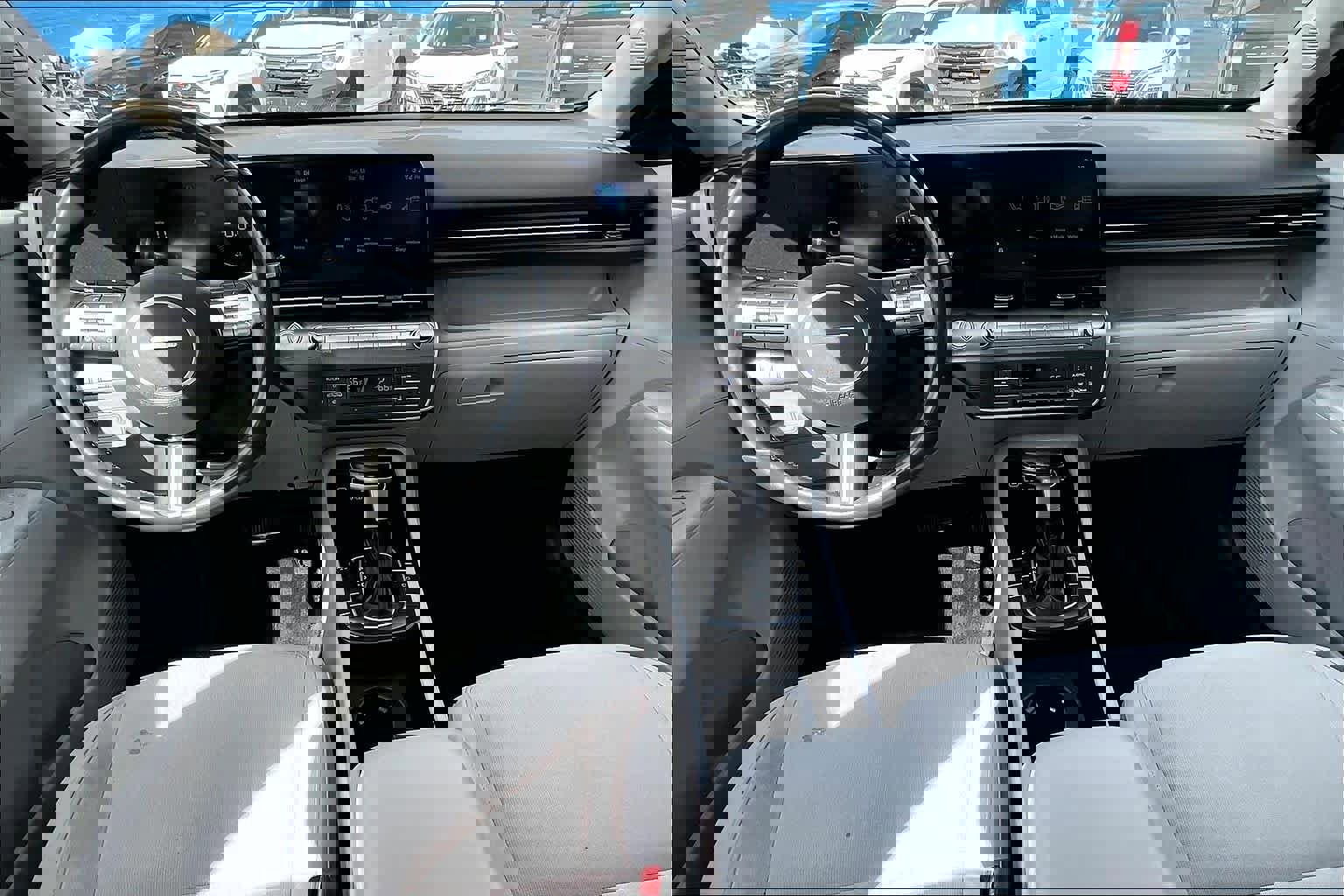 Used 2024 Hyundai Kona SEL image 14