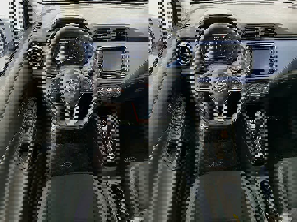 Used 2023 Nissan Versa SV image 10