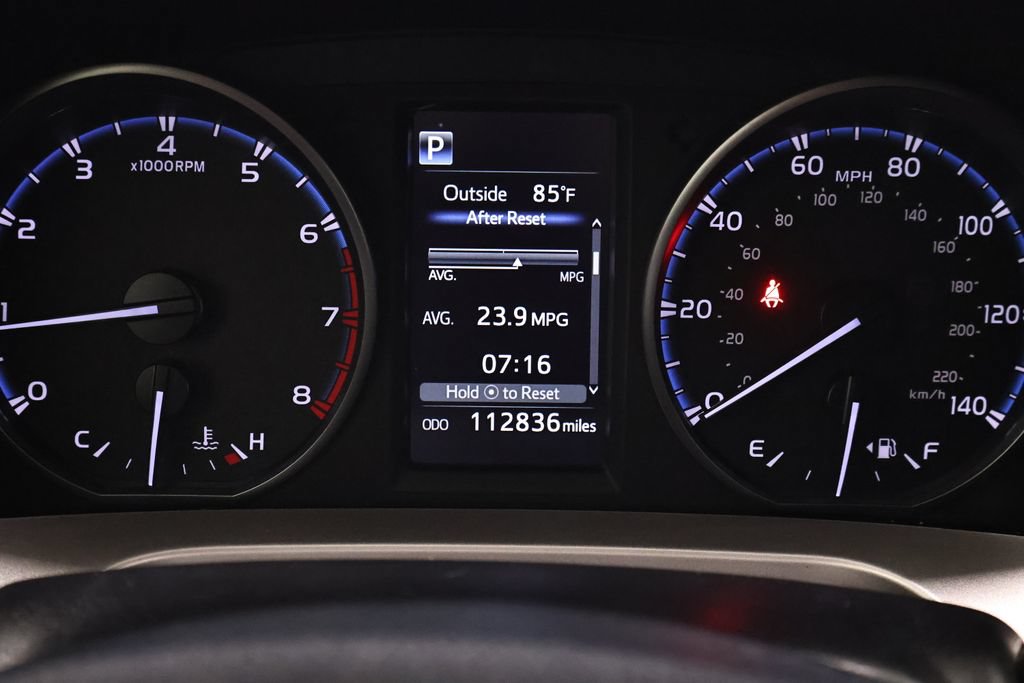 Used 2018 Toyota RAV4 LE w/ Carpet Mat Package AWD/4WD image 20