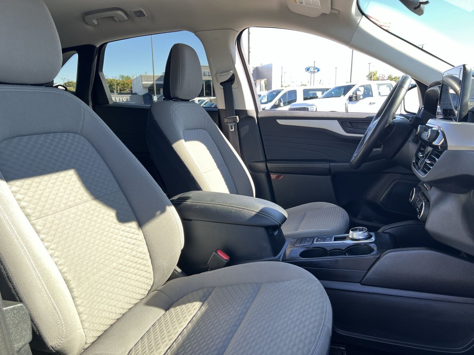 Certified 2022 Ford Escape SE w/ SE Sport Appearance Package AWD/4WD image 25