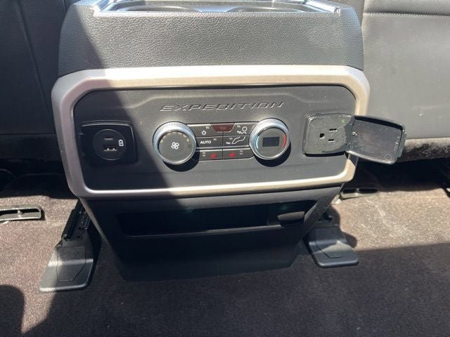 Certified 2023 Ford Expedition Max Limited AWD/4WD image 16