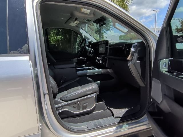 Certified 2023 Ford F250 Lariat w/ Sport Appearance Package AWD/4WD image 18