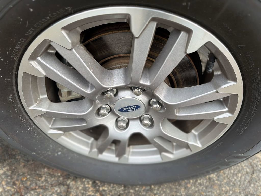 Certified 2018 Ford F150 Lariat image 10