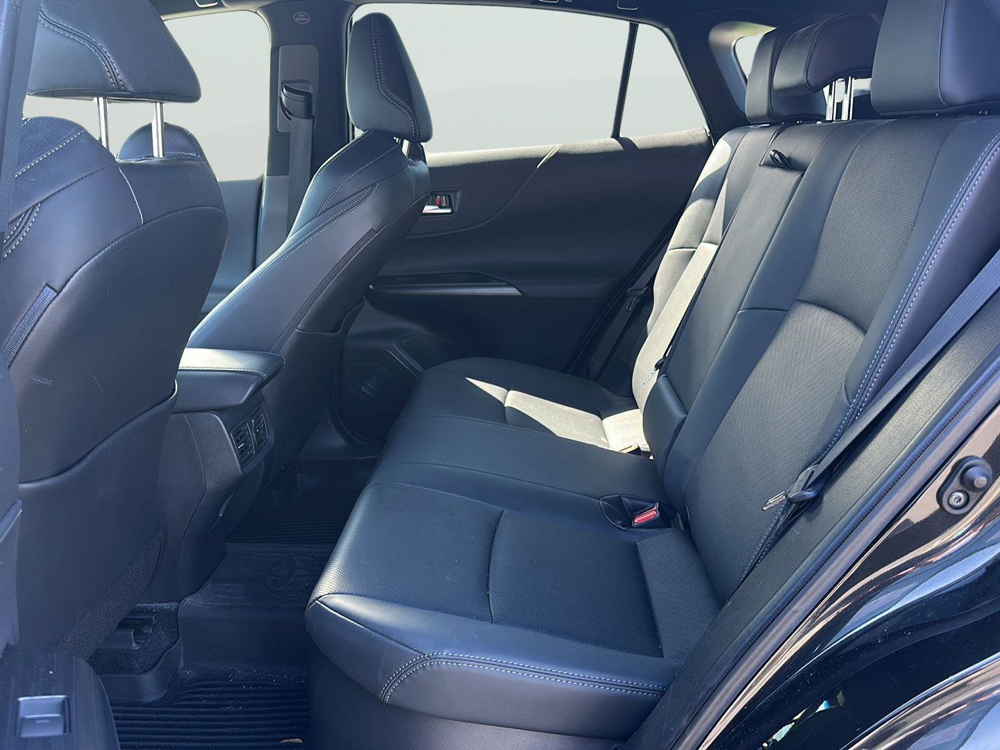 Used 2021 Toyota Venza Limited w/ Advanced Technology Package image 21