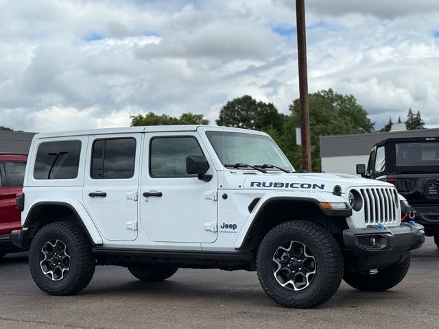Used 2023 Jeep Wrangler Unlimited Rubicon 4xe w/ Cold Weather Group AWD/4WD image 40