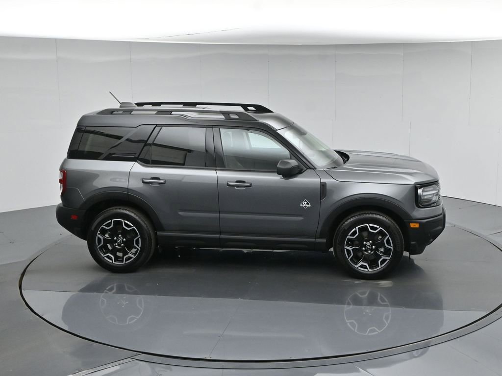 Certified 2025 Ford Bronco Sport Outer Banks w/ Outer Banks Tech Package+ AWD/4WD image 56