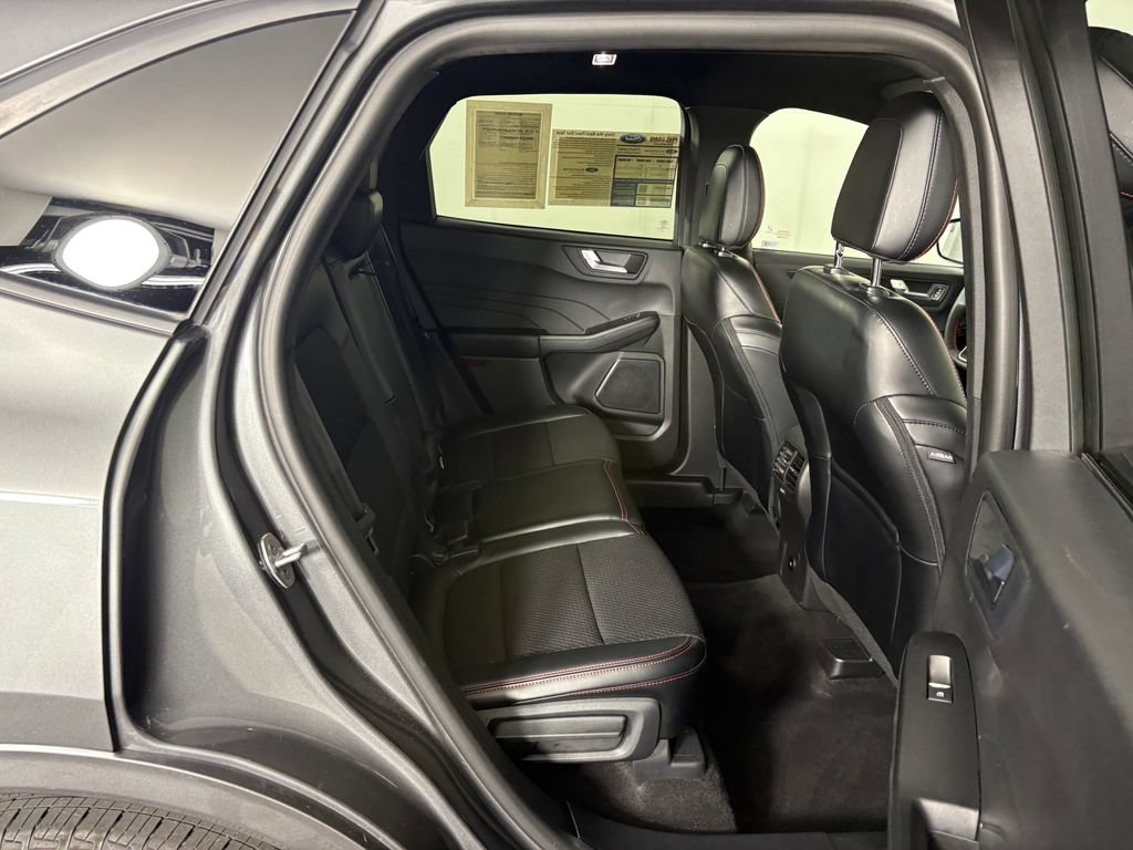 Certified 2024 Ford Escape ST-Line w/ Tech Pack #1 AWD/4WD image 34