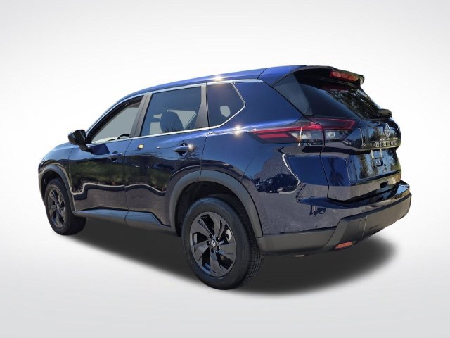Used 2026 Nissan Rogue SV FWD image 7
