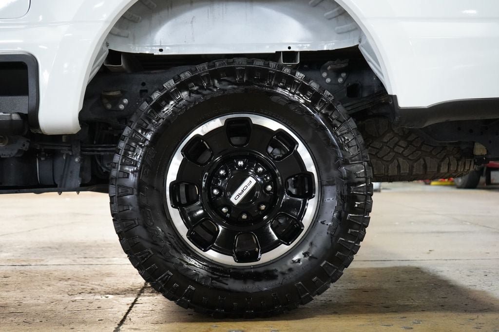 Certified 2025 Ford F250 Lariat w/ Tremor Off-Road Package AWD/4WD image 35