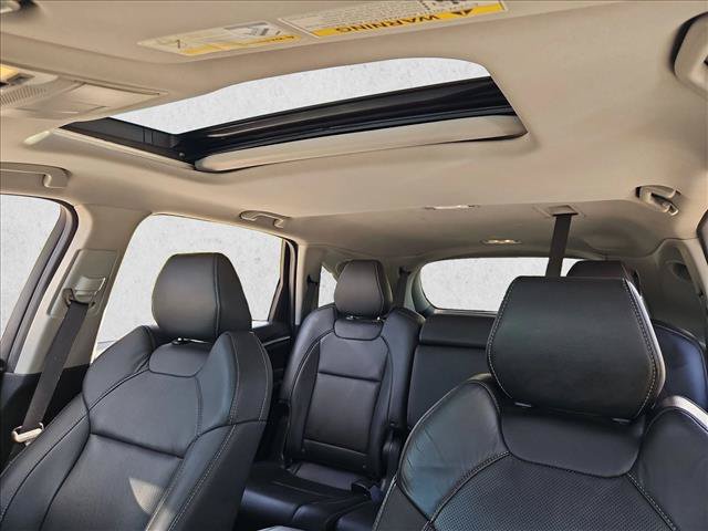 Used 2020 Acura MDX SH-AWD w/ Technology Package image 16