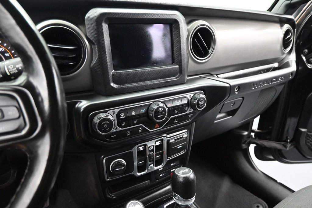 Used 2022 Jeep Wrangler Unlimited Sport AWD/4WD image 13