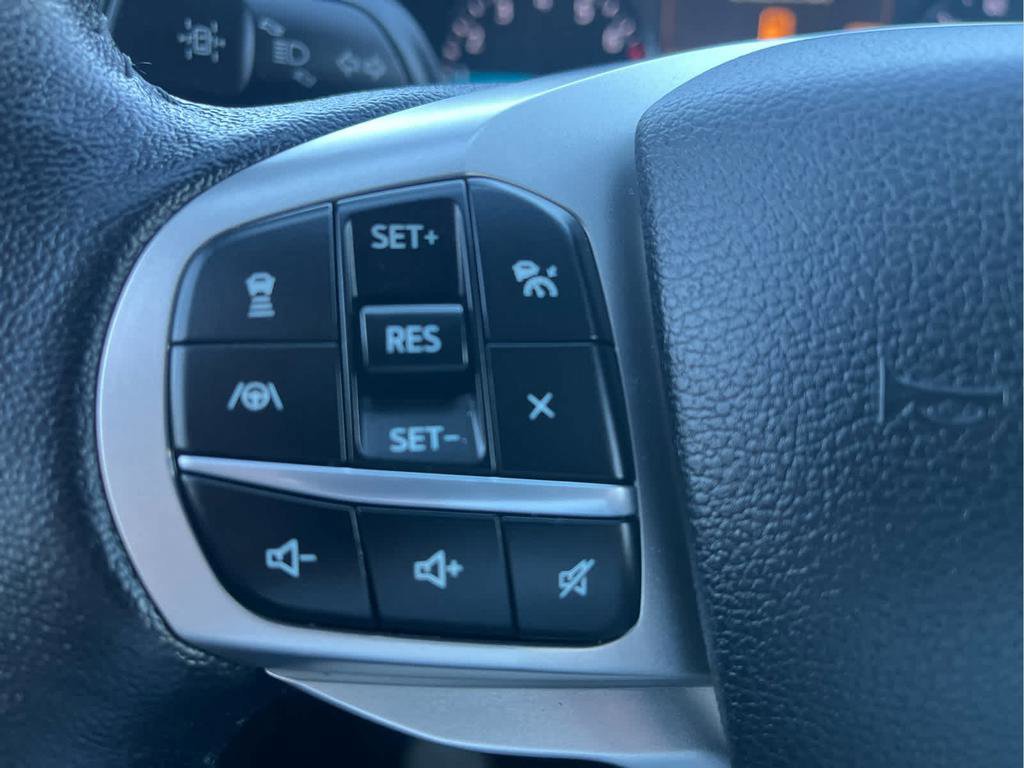 Certified 2021 Ford Explorer Limited w/ Equipment Group 301A image 38